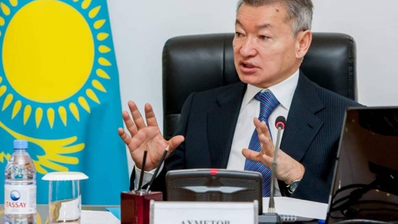 Депутаттар президентке Даниал Ахметовтің үстінен арызданды