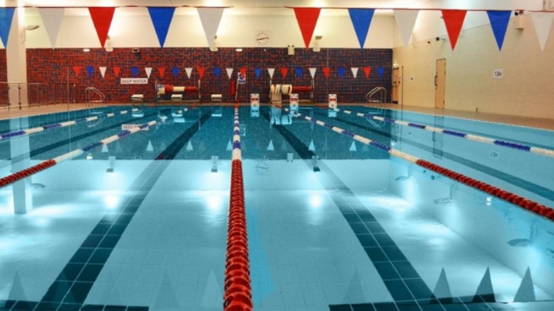 Бес жасар бала бассейнге батып кетті