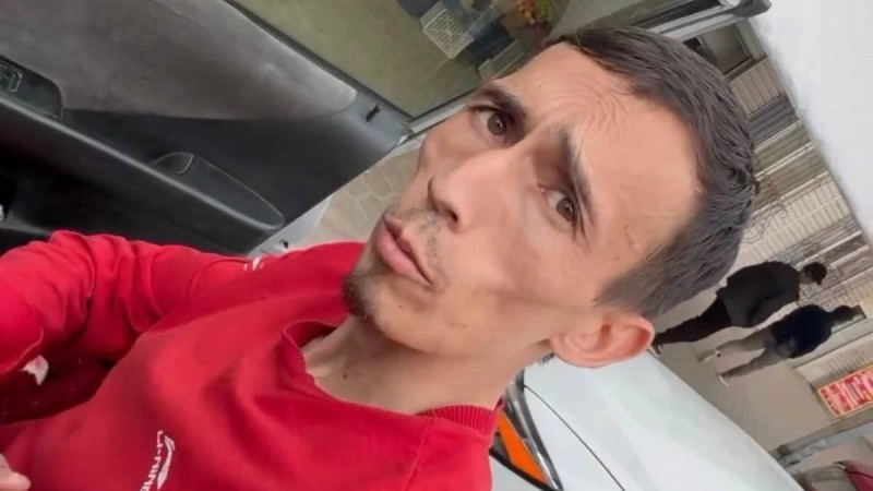 "Бетперде таққан адам” атымен танымал блогер Бішкектен келген ерлі-зайыптылардың емін төлеп берді