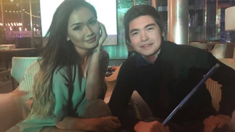 "19 жасымда 50 мың доллар таптым": Айжан Базақованың ағасы тез байып, тез құлдырағанын айтты