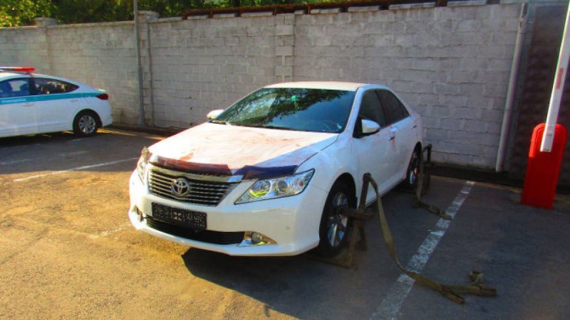 Жаңаөзенде Toyota Camry көлігінен мәйіт табылды
