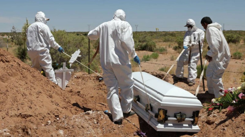 Сағынтаев Алматыдағы артық қабірдің мәселесін түсіндірді