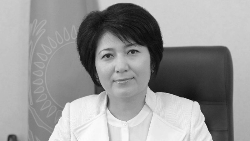 Жаңадан сайланған сенатор кенеттен қайтыс болды