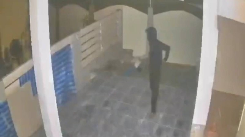 Атақты Қазақстан спортшысының үйін тонап кетті