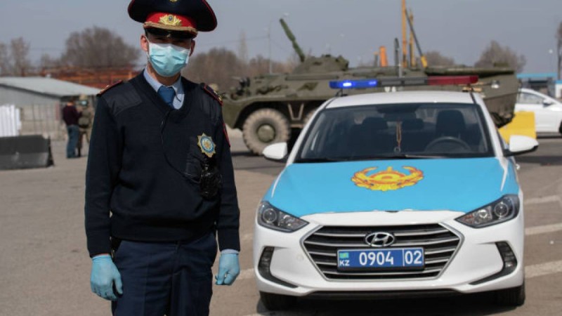 Министр көшеде полицей тоқтатса, не істеу керектігін айтты