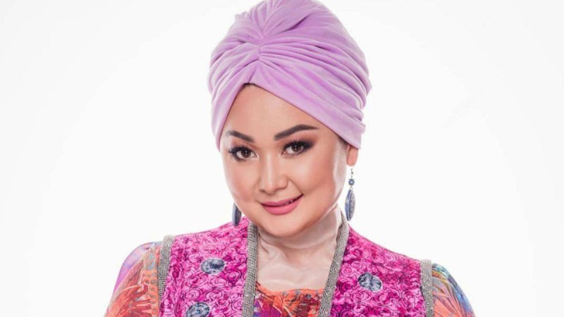 "Роза Әлқожа қарғап-сіледі": Әншілерге қарсы шыққан адвокаттың басы дауға қалды