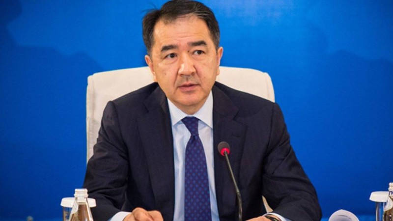 Сағынтаев әкесінің қалай оқ тиіп жараланғанын айтты