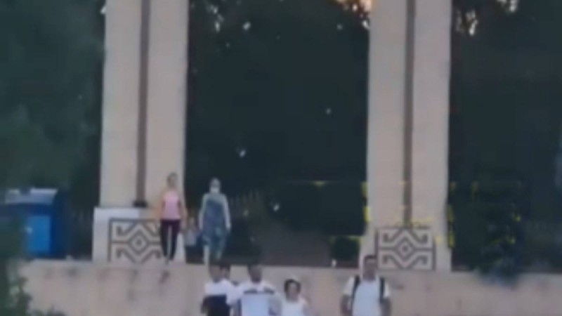 "Тойға дайындық": Шымкентте жас жұбайлар карантин кезінде фотосессия ұйымдастырды - Қазақстан жаңалықтары