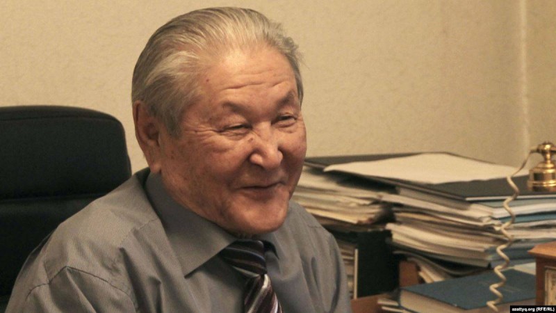 Оппозициялық саясаткер Серікболсын Әбділдин өмірден озды