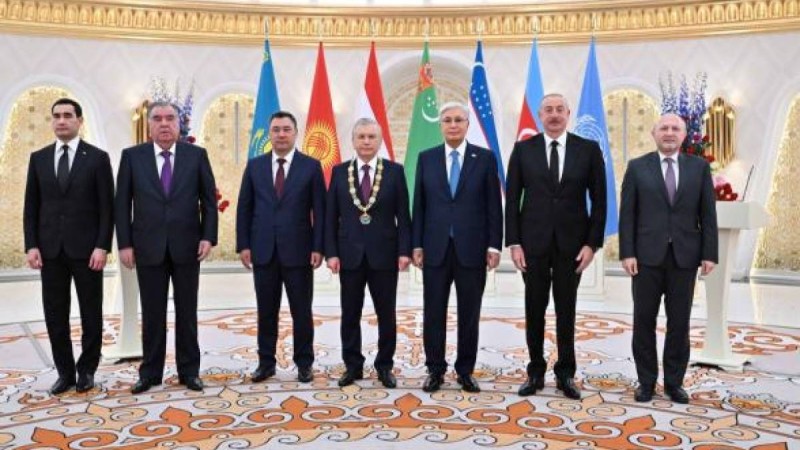 Президент Орталық Азия мемлекеттері басшыларының бейресми кездесуіне қатысты   