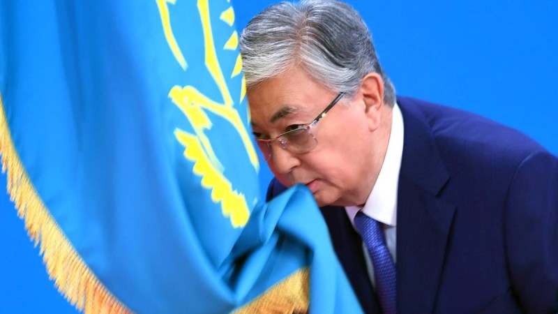 Тоқаев жыл соңында партиядан кете ме?