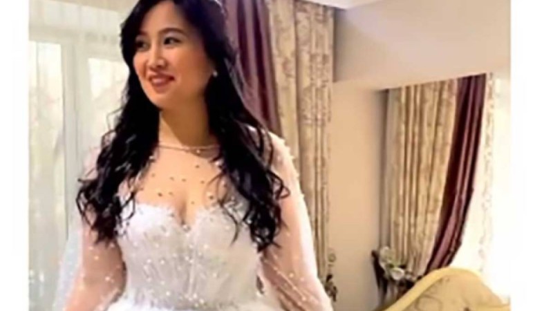 "Тұрмысқа шығамын": Ақ көйлек киген Динара Қырықбаева қызу талқыға түсті