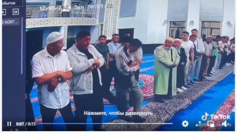 «Әмин» деп дауыстап айтқаны үшін ұрған: мешіт имамы оқиғаның қалай болғанын айтып берді