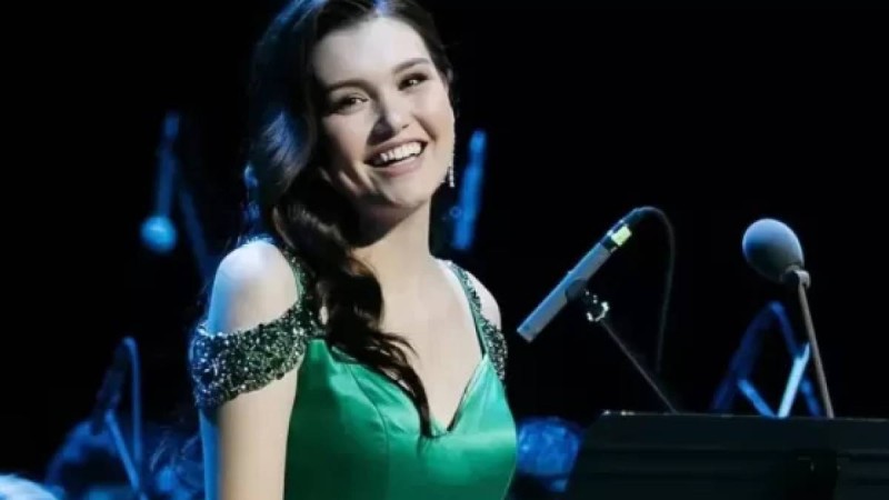 Тоқаев опера әншісі Әйгерім Алтынбекті тарихи жеңісімен құттықтады