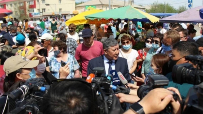 Ақтөбеліктер алаңға шықты: "Өмір сүруге нәпақамыз қалмады, жұмыс істегіміз келеді!" - Қазақстан жаңалықтары