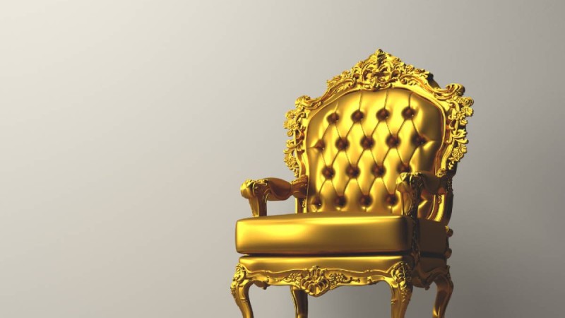 Семейде шенеунік бір креслоны 38 млн теңгеге сатып алмақ болған