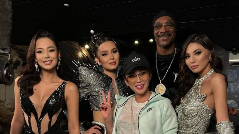 Әйгілі рэпер Snoop Dogg қазақстандық Кешью тобымен бірге ән жазды