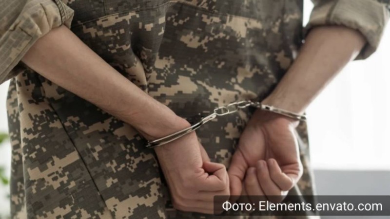 Қарулы солдат әскери бөлімнен қашып кетті