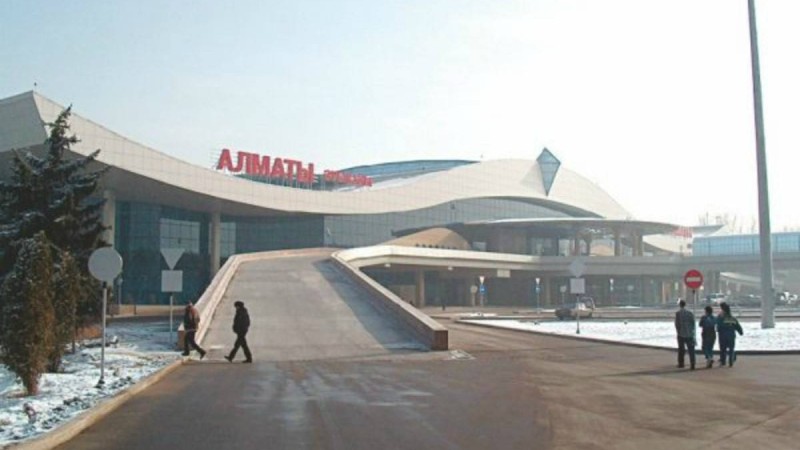 Алматы халықаралық әуежайы апаттың хронологиясын жариялады
Ұшақ ұшқан соң, бір минуттан кейін байланыс үзіліп кеткен