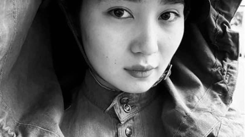 “Наглостьта да шек болу керек”: Сәуле Әбілдаханқызы Баян Алагөзованың Мәметова туралы сериалын қатаң сынға алды