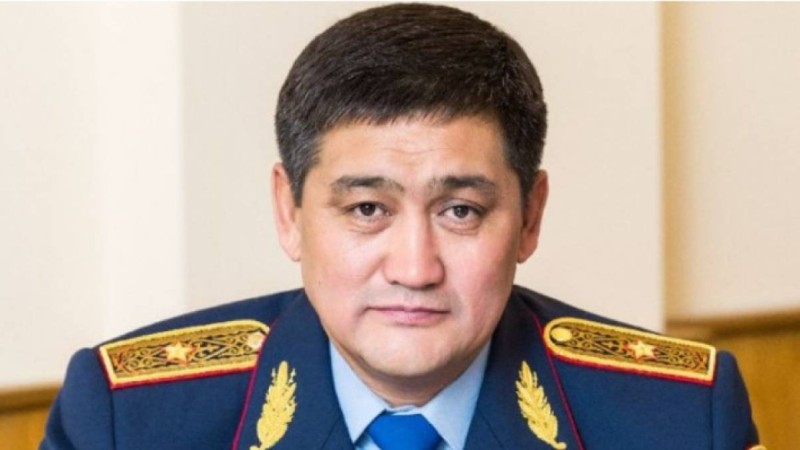 "Басым жарылып, қансыраса да халыққа оқ атпаймын" деген майор сотталғалы жатыр