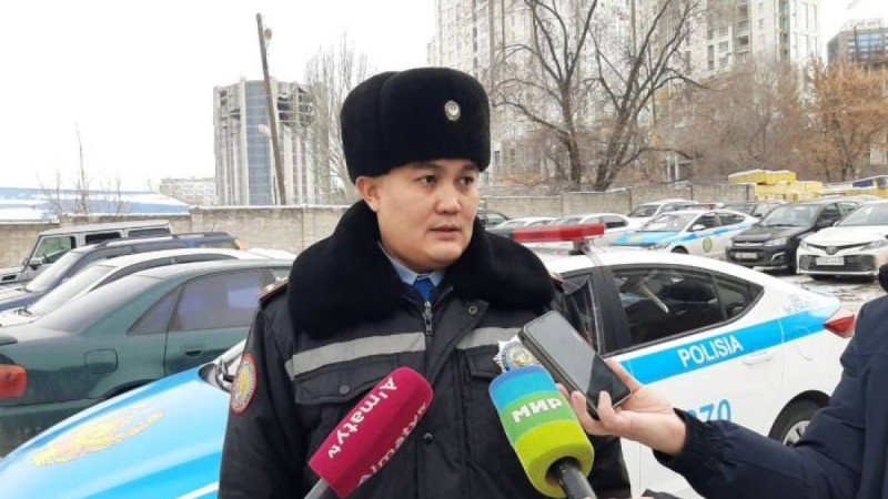 Алматыдағы апат: сәбиді құтқарған полицей оқиғаның мән-жайын айтты - видео