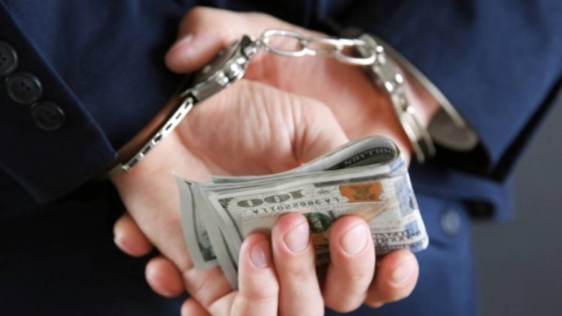 Кәсіпкерден 50 млн теңге бопсалады деген күдікке ілінген блогер ұсталды