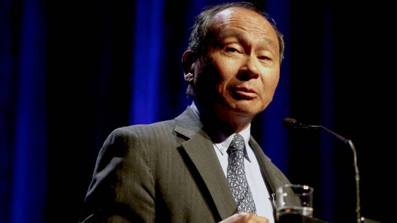 Фукуяма: Көптеген көшбасшылар пандемиямен күресті билікке жету мүмкіндігі ретінде қарастырады