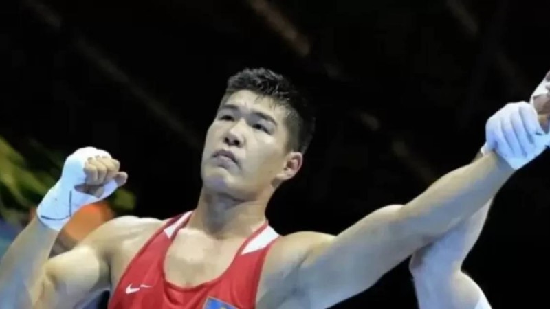 «Әкем әпкем мен інімді қорғасам болды дейтін»: Бекзад Нұрдәулетов боксқа қалай келгенін айтты