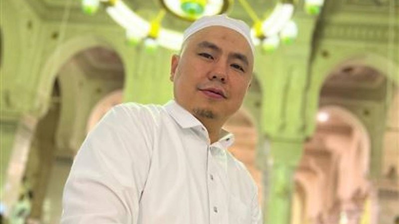 "Қиямет күні үшін футбол еш пайда әкелмейді": Нұртас Адамбай мұсылмандарға доп тебудің қажеті жоғын айтты