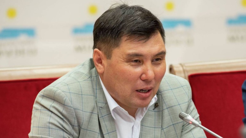 Омар Жәлел: Қыз бала ғылымды бірінші орынға қойса бақытсыз боп қалады