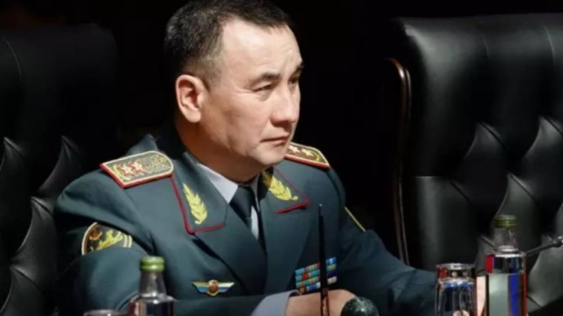 Бұрынғы Қорғаныс министрі заңсыз бұйрықтар берген - Асылов