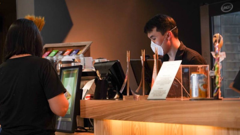 Нұр-Сұлтанда сауда орталықтарындағы мейрамханалар мен дәмханалар ашылады