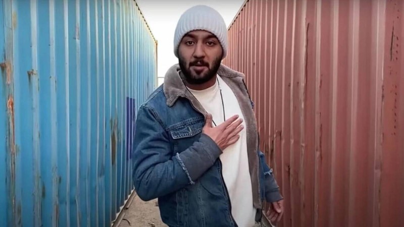Иранда үкіметке қарсы шерулерді қолдаған рэпер Тумадж Салехи өлім жазасына кесілді