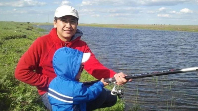 "Ұлым мені тыңдамай, жылына 30-50 кітап оқитын болды" - Министр Аймағамбетов сыр бөлісті