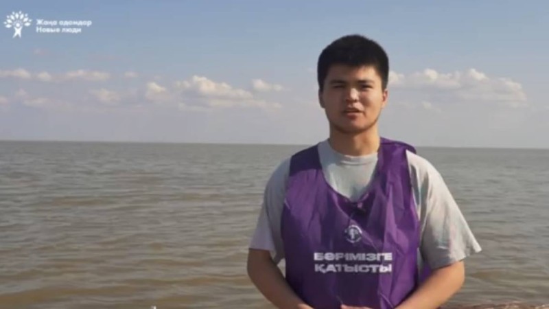 “Жаңа адамдар” жастар қозғалысы Оразақ ауылының тұрғындарына көмек қолын созуда