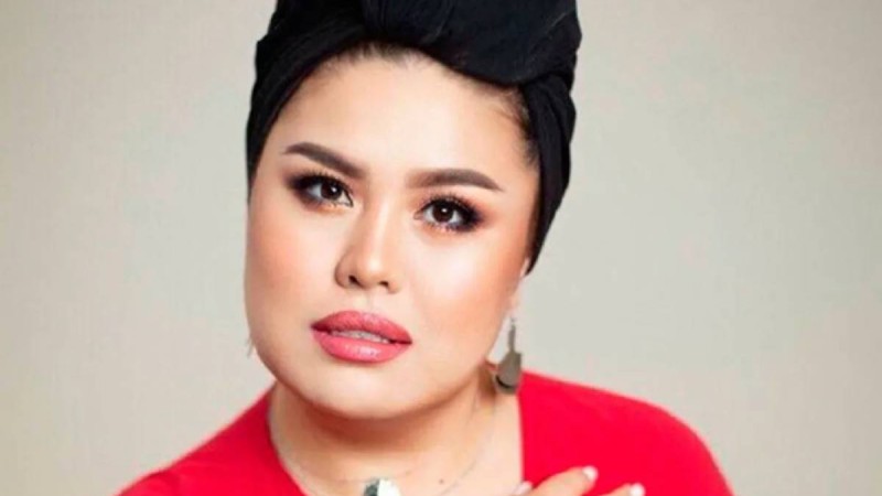 Дариға Бадықованың "көкбет келіншек" образы елді шаршатты