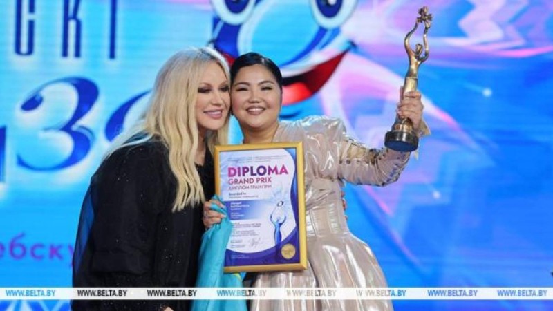 «Қазақтар ешқашан жүлдесіз қайтқан емес». Алмагүл Батталиева «Славян базарында» топ жарды