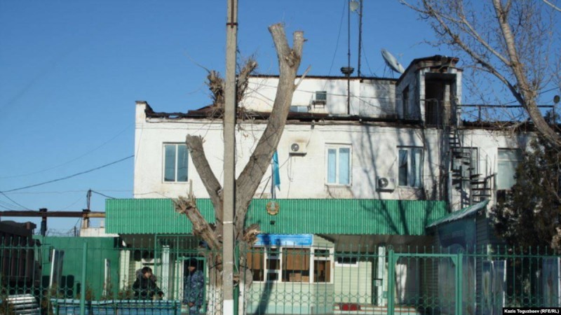 Заречныйдегі үш сотталушы азапталғандарын айтады