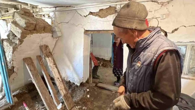 Еліміздегі су тасқыны жағдайын сынға алған екі адам қамауға алынған