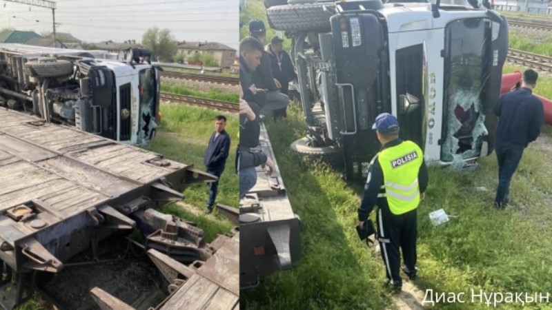 "Артында 7 баласы қалды": Түркістан облысында ер адам гуманитарлық көмек жіберіп жатқанда қайтыс болды