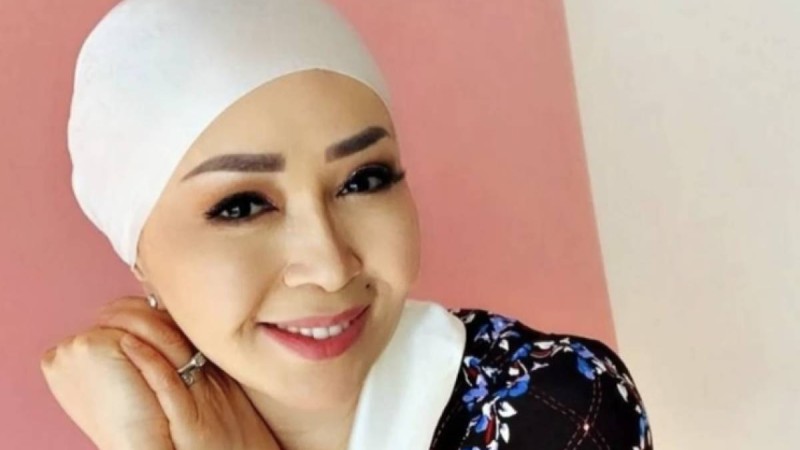 "Мұндай сыйлық алған тарихтағы жалғыз әйелмін": Айнұр Тұрсынбаева күйеуінің тосынсыйын көрсетті