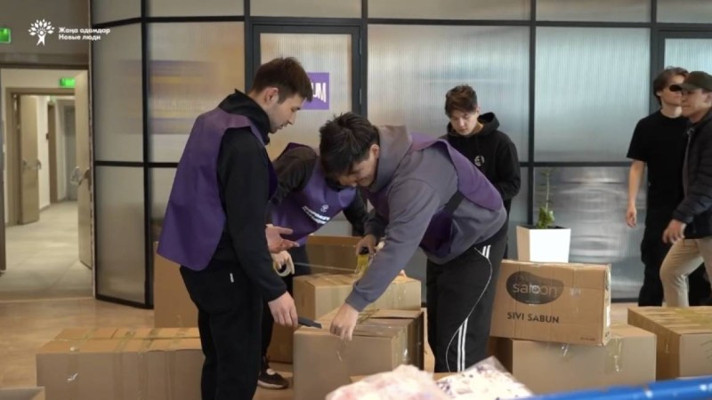 «Бәрімізге қатысты» орталығы су астында қалған Орал өңіріне гуманитарлық көмектің кезекті партиясын  жіберді