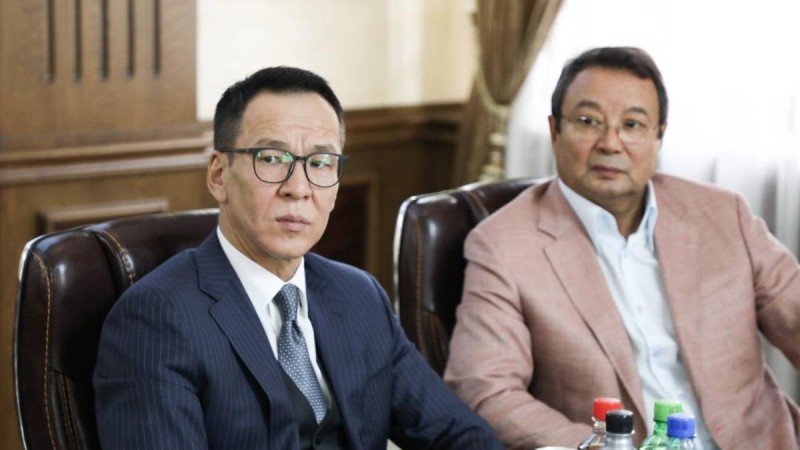 Қазақстанда өсу үшін «біреуің» болу керек – Қайрат Реимов