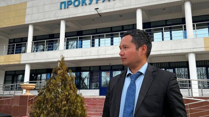 Қаңтар кезінде азапталған қырғыз музыканты Викрам Рузахунов ісі бойынша төрт полицей қамалды