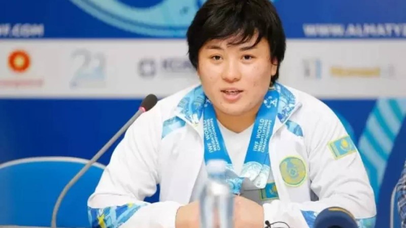 «200 млн теңге қарыз». Базарда жүрген Жазира Жаппарқұлға қысым көрсетіп жатыр