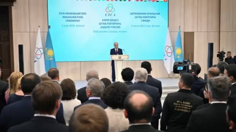 Президент еліміздегі дипломатия саласының қызметкерлері мен ардагерлерін кәсіби мерекелерімен құттықтады