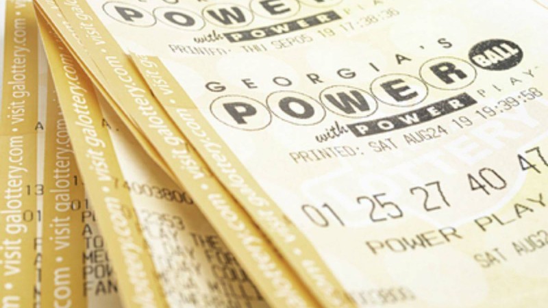 Отбасынан көмек сұраған ер адам күтпеген жерден миллионер атанды - Қазақстан жаңалықтары