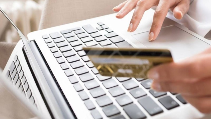 Минцифр басшысы онлайн-кредит беру рәсімін қатаңдатуды ұсынды