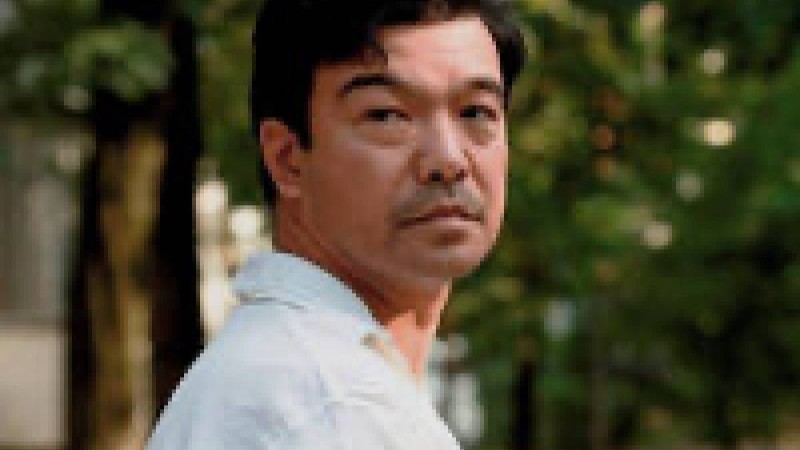 «46 жасымда аутизммен ауыратынымды білдім»: Танымал актер ұлы мен өзінің дертке  шалдыққанын айтты